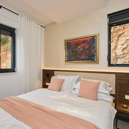 New & Luxury 5* With Breathtaking View- Kiki Lu * Dubrovnik