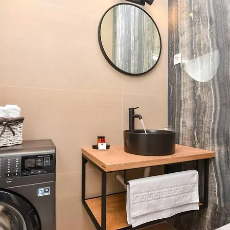 New & Luxury 5* With Breathtaking View- Kiki Lu Dubrovnik