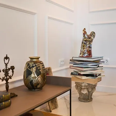 New & Luxury 5* With Breathtaking View- Kiki Lu Дубровник