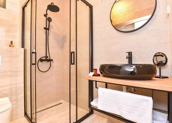 New & Luxury 5* With Breathtaking View- Kiki Lu דירה