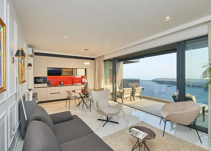 New & Luxury 5* With Breathtaking View- Kiki Lu דוברובניק