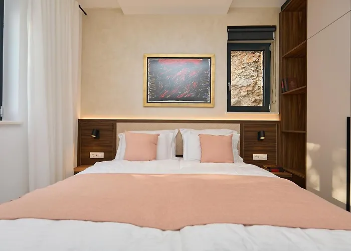 New & Luxury 5* With Breathtaking View- Kiki Lu דירה