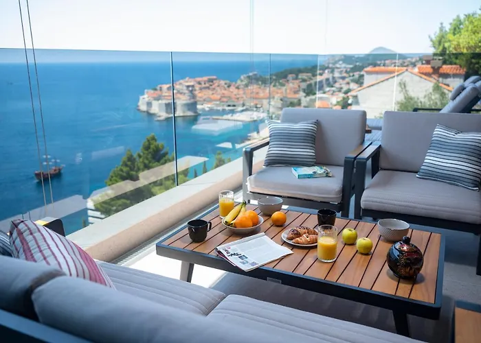 New & Luxury 5* With Breathtaking View- Kiki Lu * דוברובניק