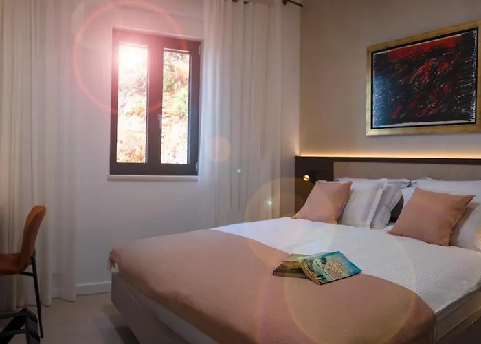 New & Luxury 5* With Breathtaking View- Kiki Lu Апартаменты *